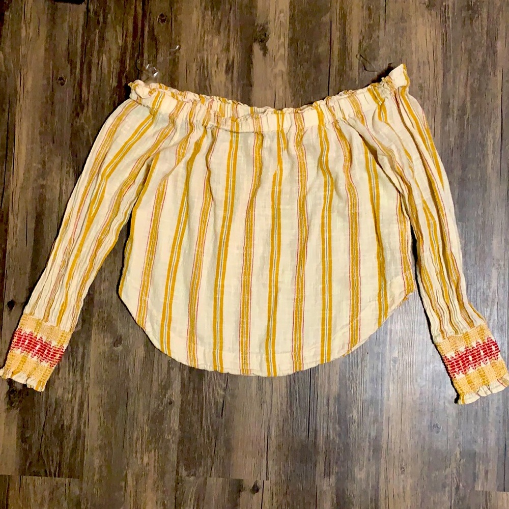 Shoulder long sleeve summer shirt! Never worn.